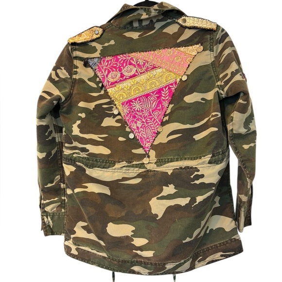 Anthropologie Beautiful Stories Embroidered Camoflage Charm Bomber Jacket Small - Picture 4 of 8